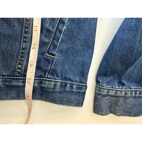 One Teaspoon Denim Jean Jacket Women's Small Blue Distressed Pockets Classic New - Picture 6 of 8